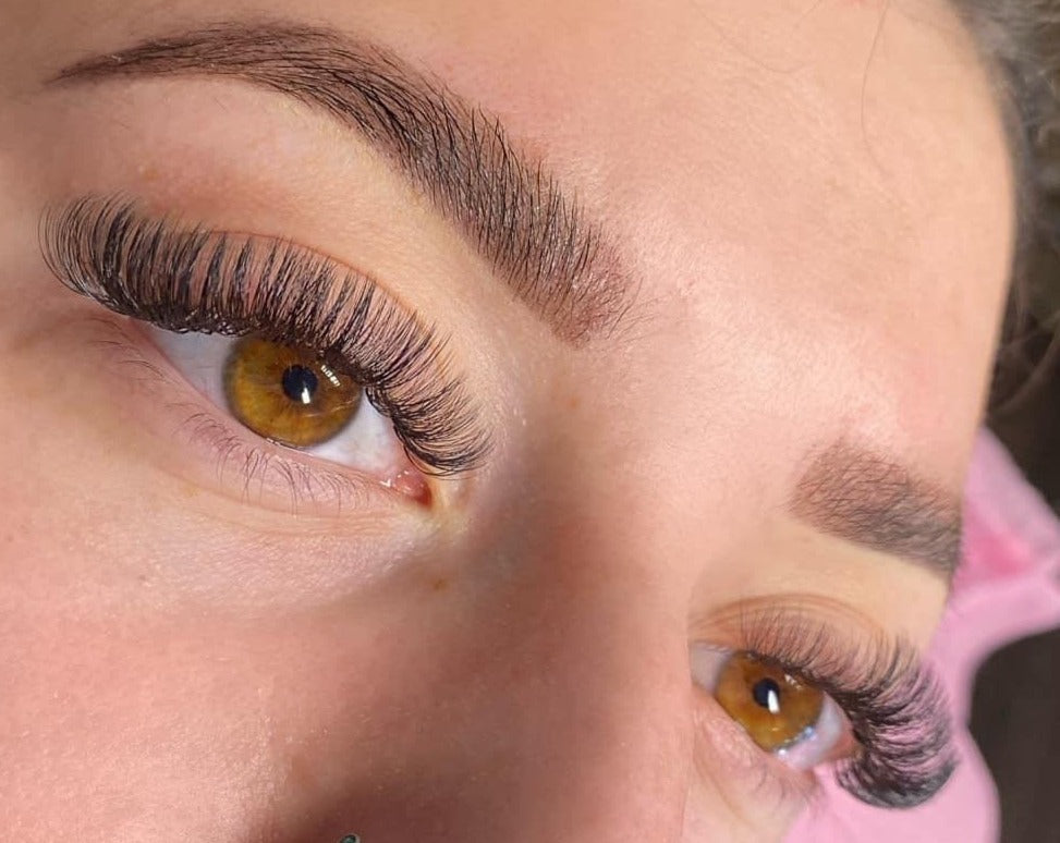 Hybrid Lashes