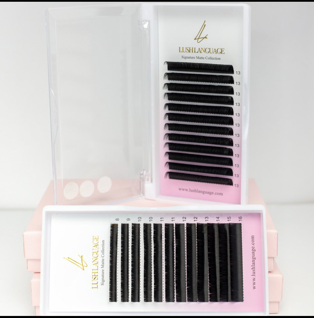 Signature Matte Classic Lashes D.15